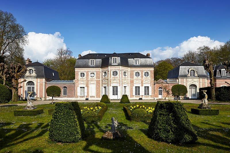 Facade Chateau De Bagatelle